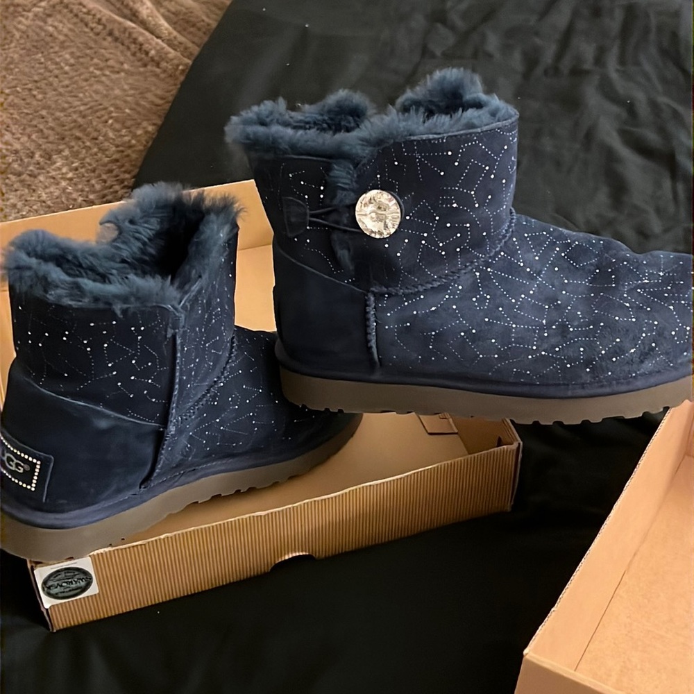 Ugg